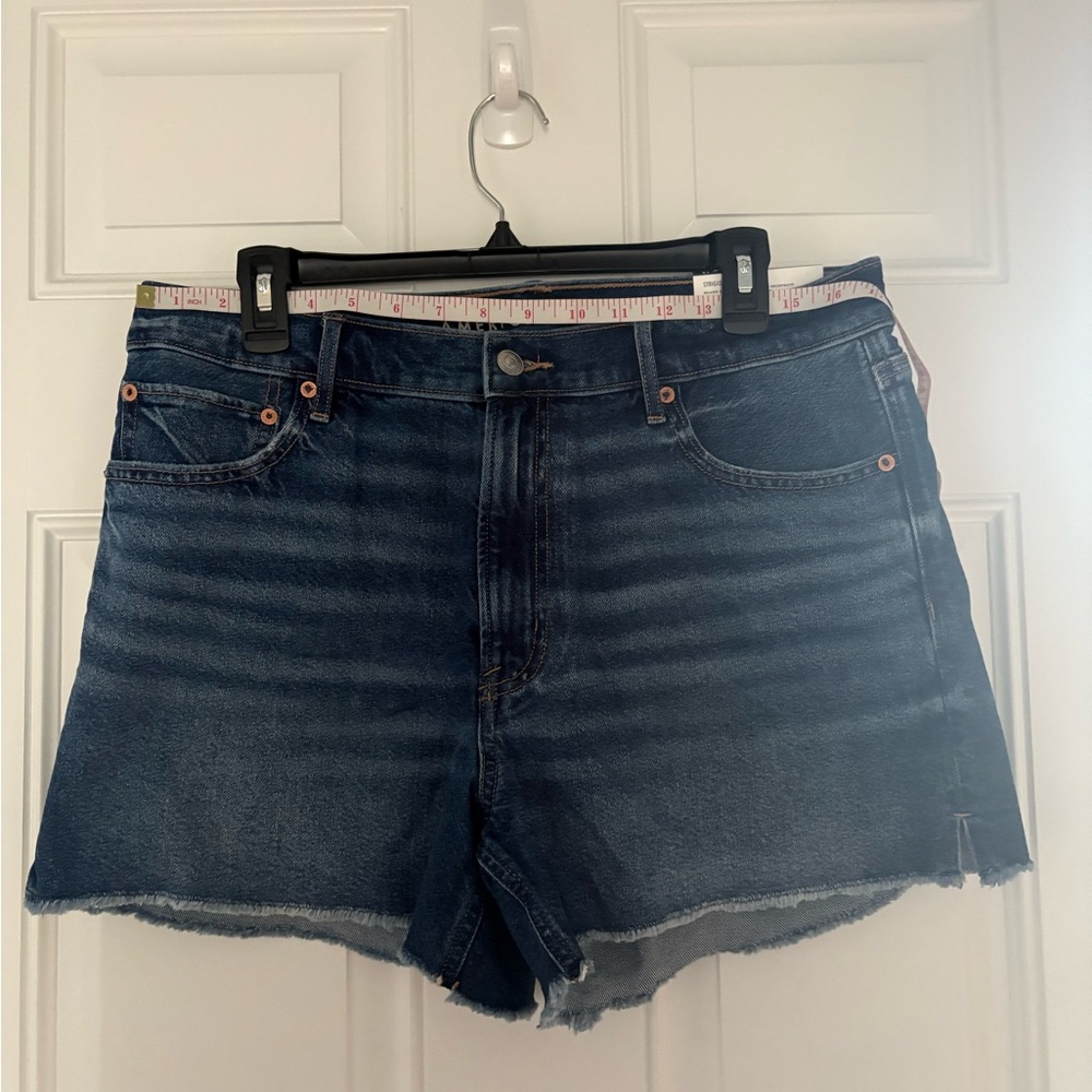 NWT American Eagle Dark Blue relaxed Jean Shorts